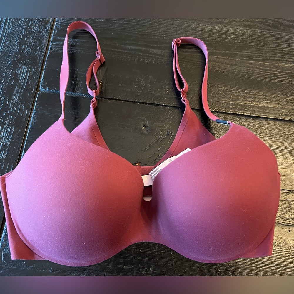 Victoria’s Secret lined demi bra 34D